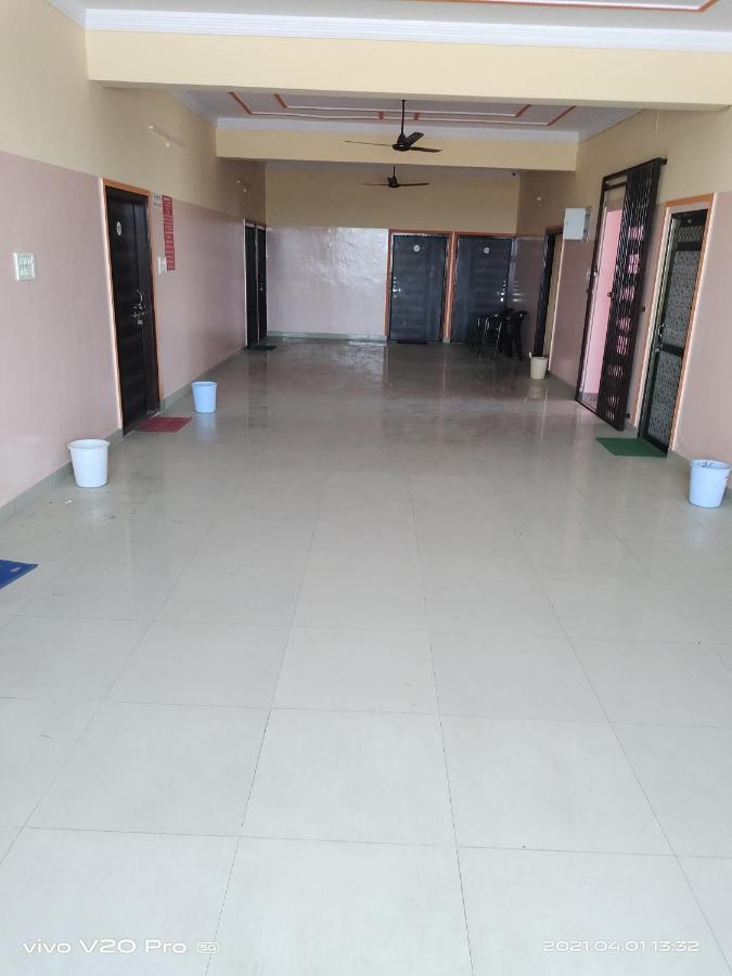 Hotel Purnima Palace Fatehpur  Kültér fotó
