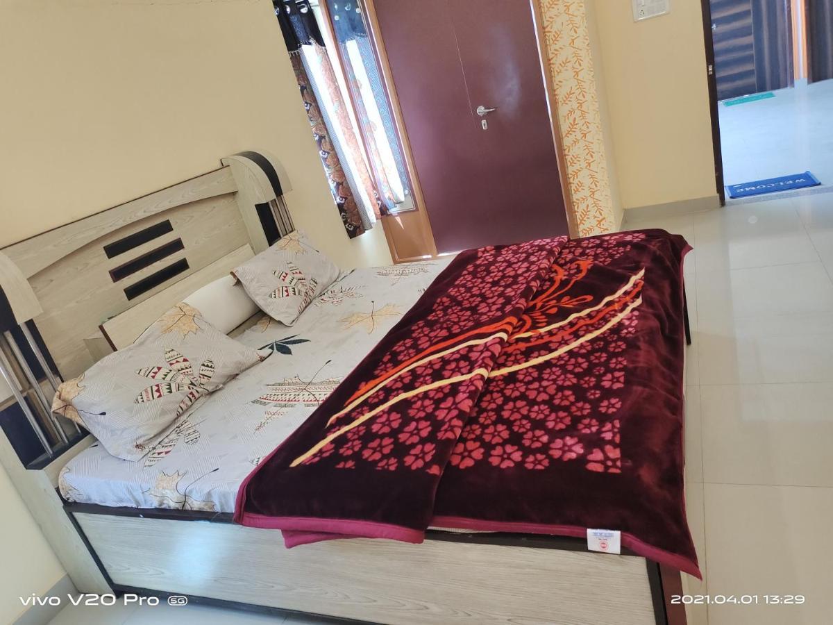 Hotel Purnima Palace Fatehpur  Kültér fotó